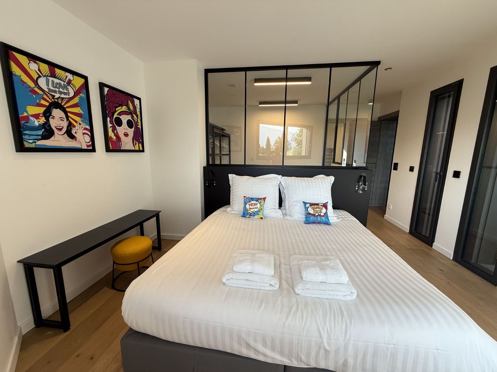 Bedroom 1 king or twin